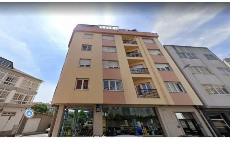 Edificio do piso diáfano en venda na Rúa Muiño 73, Carballo