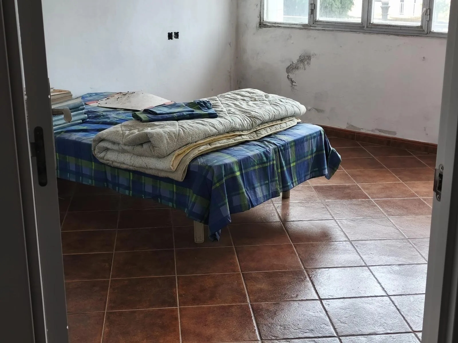 Apartamento renovado à venda em Santa Comba
