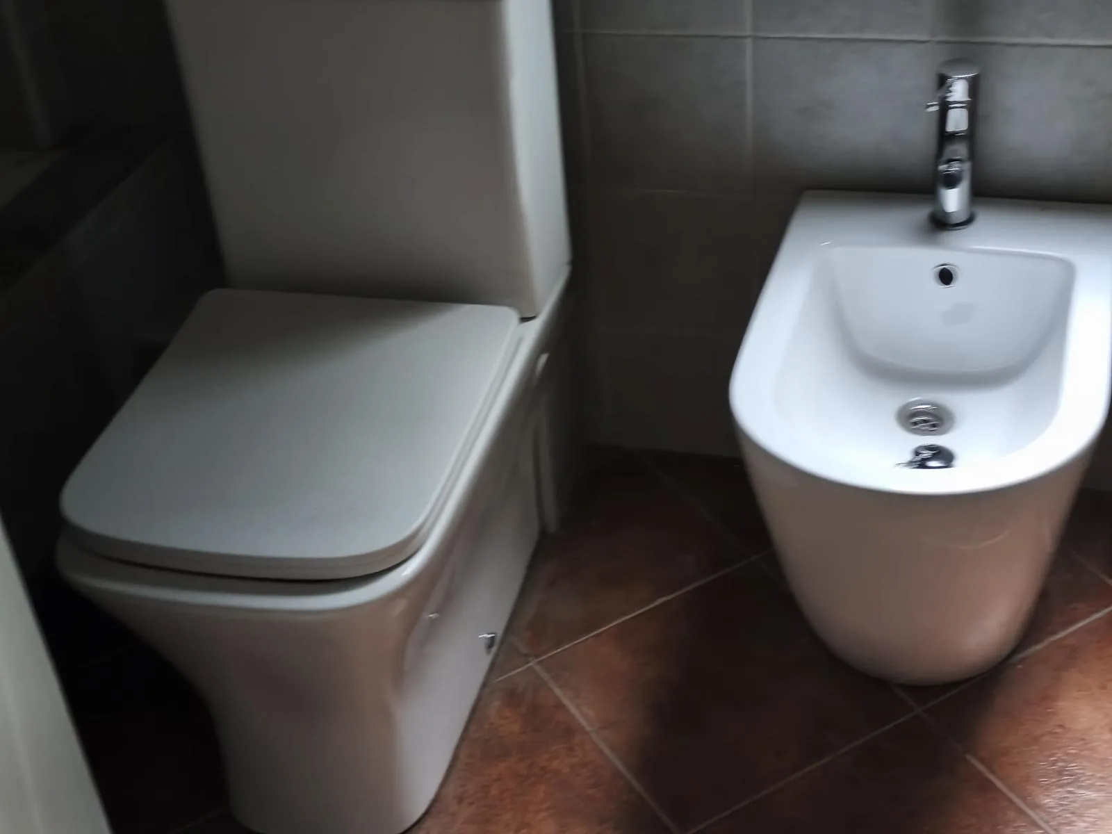 Apartamento renovado à venda em Santa Comba