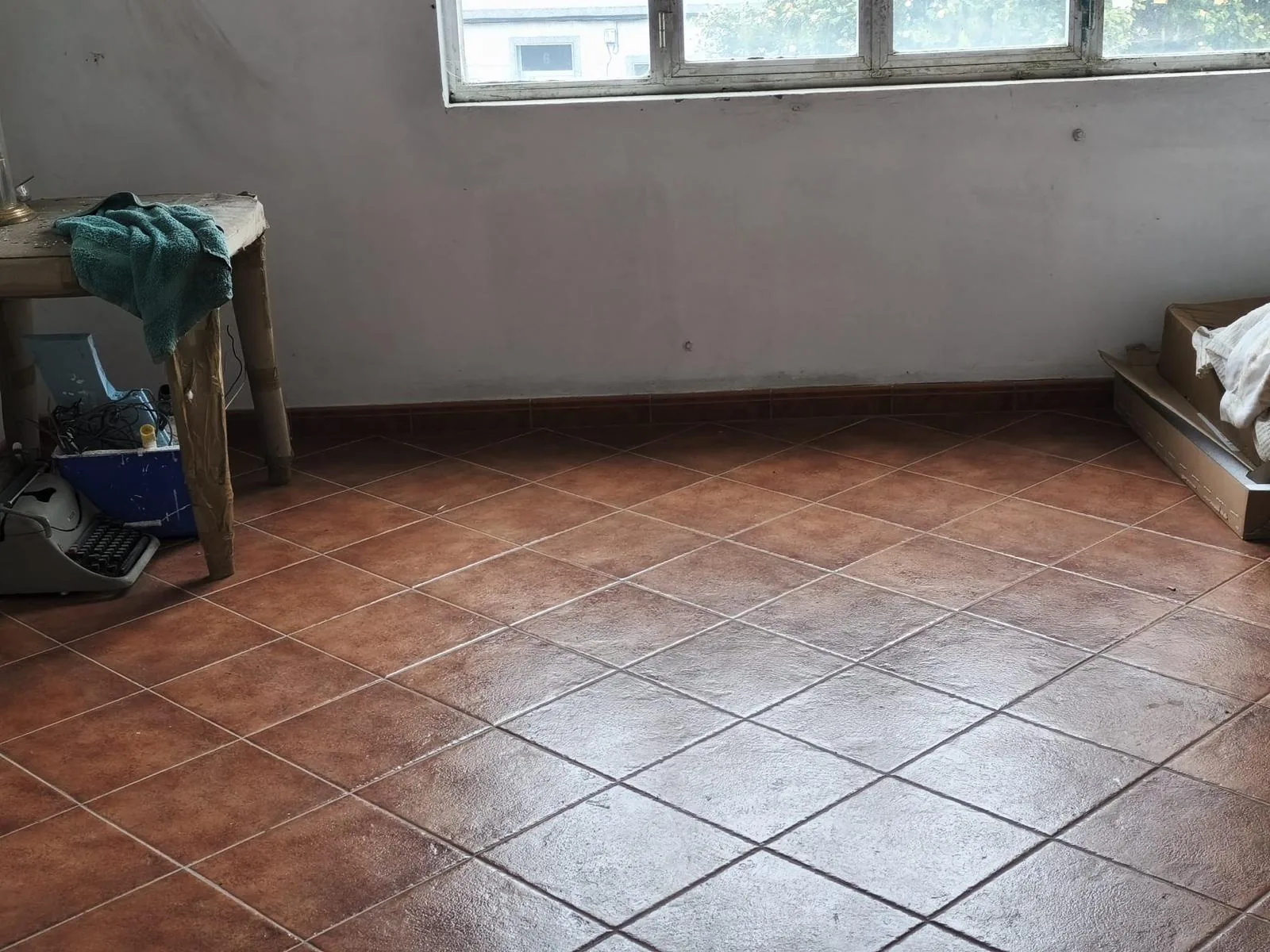 Apartamento renovado à venda em Santa Comba