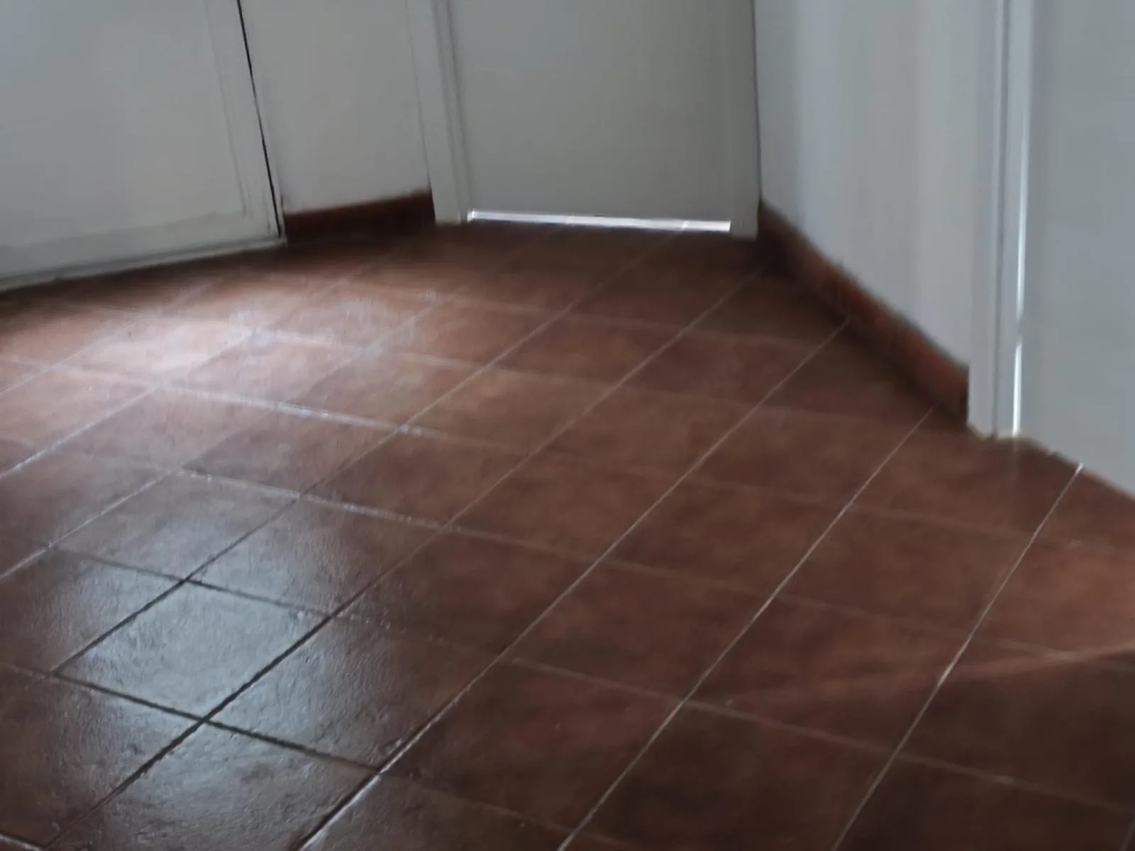 Apartamento renovado à venda em Santa Comba