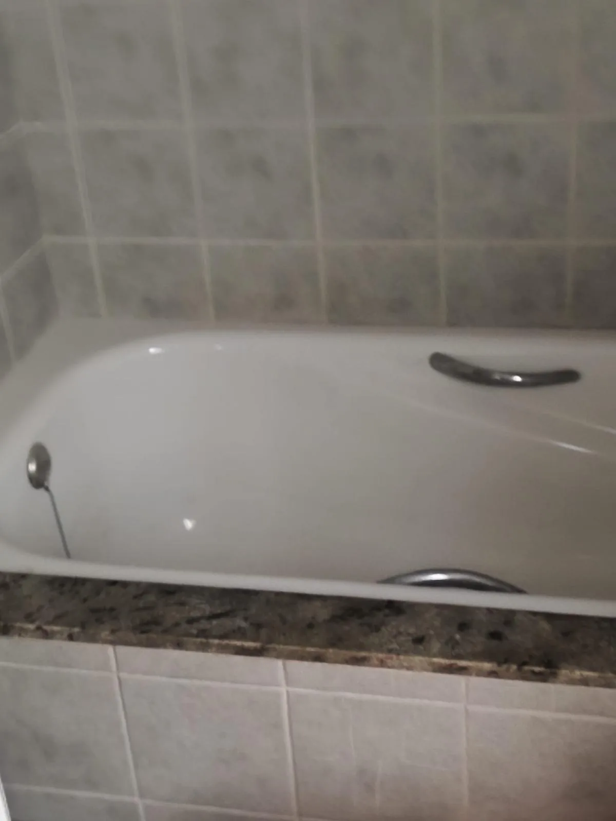 Apartamento renovado à venda em Santa Comba