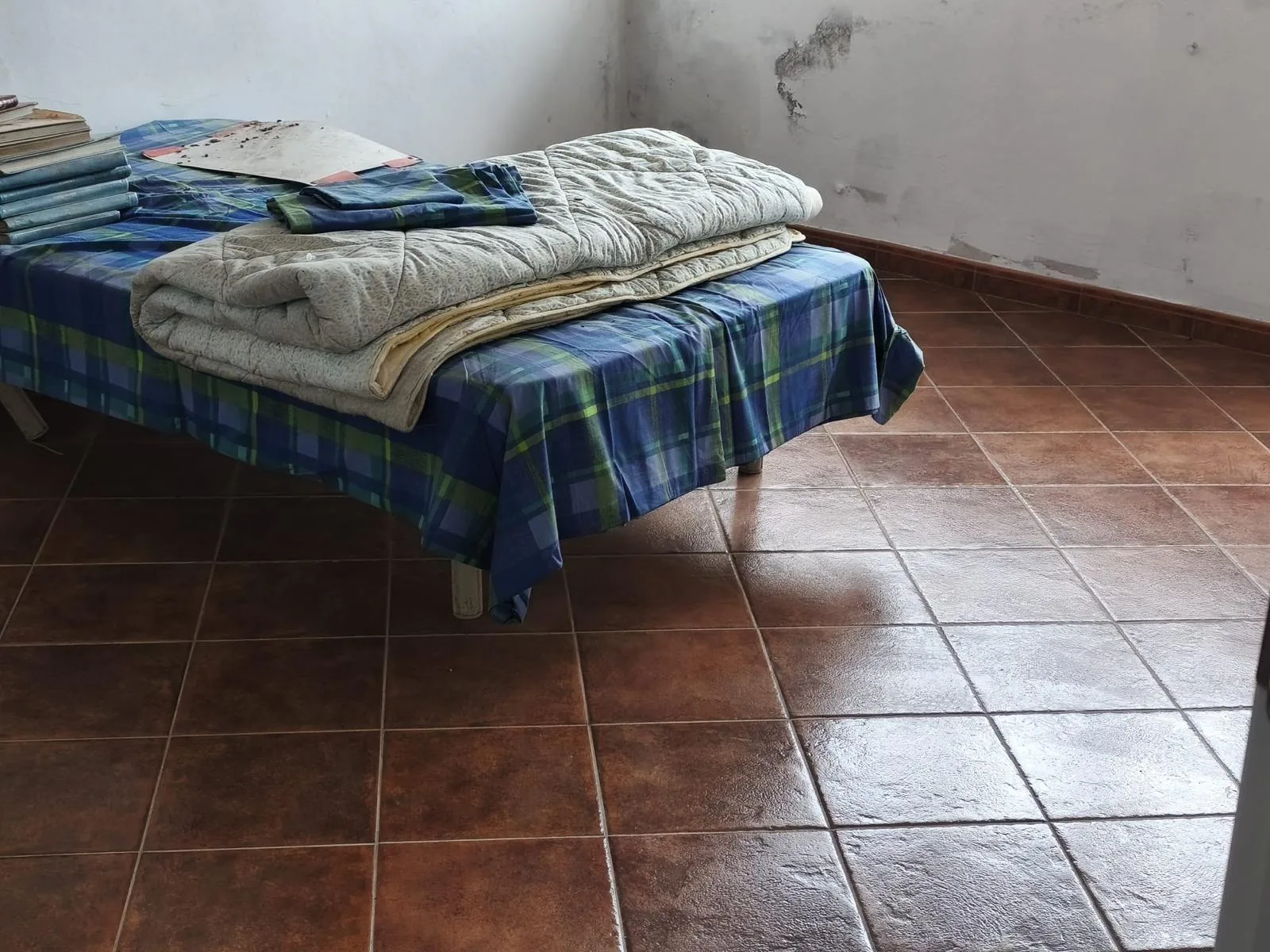 Apartamento renovado à venda em Santa Comba