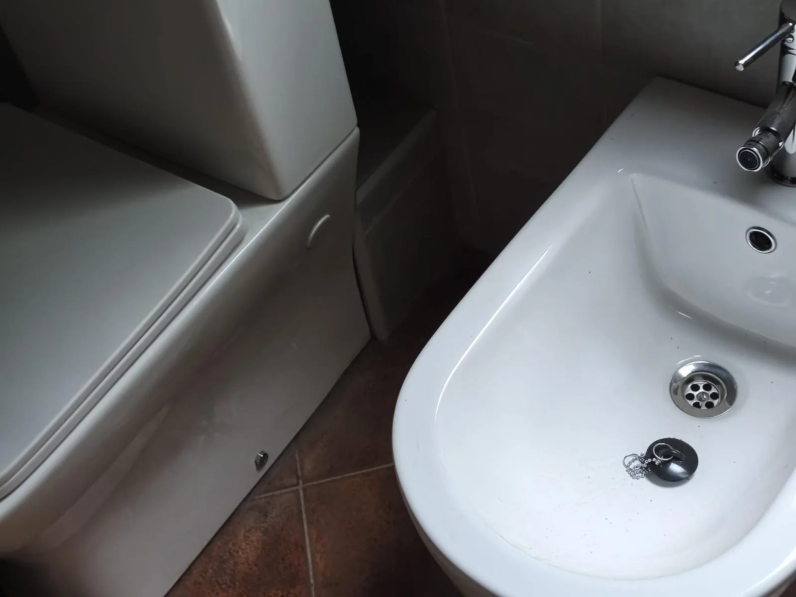 Apartamento renovado à venda em Santa Comba